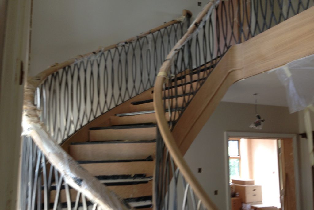 Clean interior features Blast clean interior metalwork